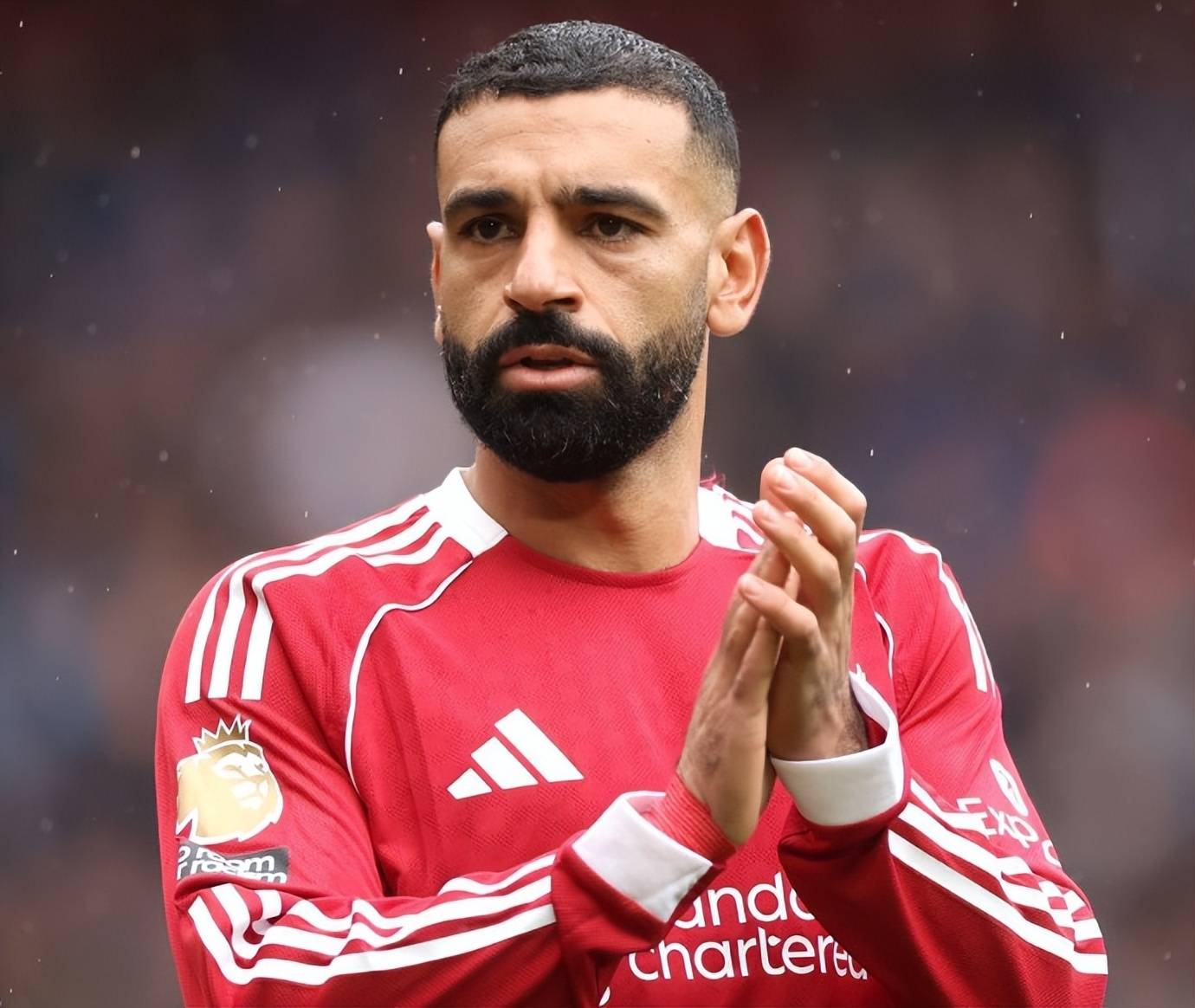 爱游戏体育-包含萨拉赫迎来二十赛季高光表现，曼联球迷沸腾！的词条